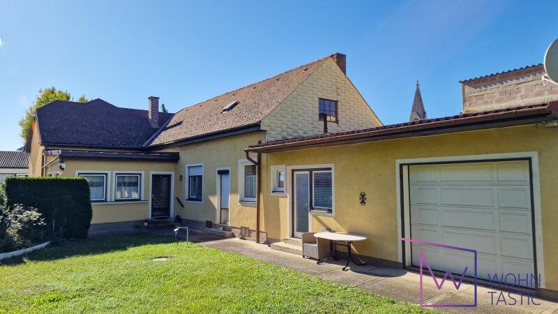 Gesamtsicht vom Einfamilienhaus.