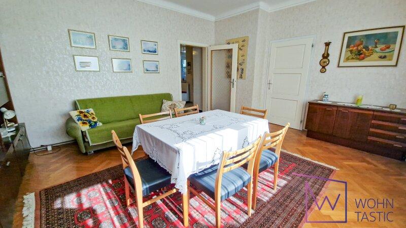 Gerumiges Wohnzimmer.