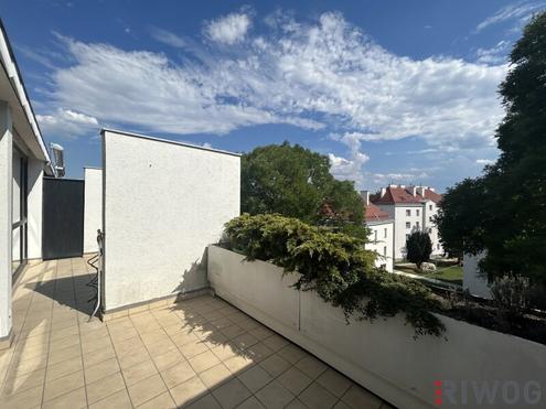 Nhe U4 und Hietzinger Hauptstrae - inkl. zwei Terrassen (ca 26m) und Garagenstellplatz - zwischen Auhofstrae und Hietzinger Kai