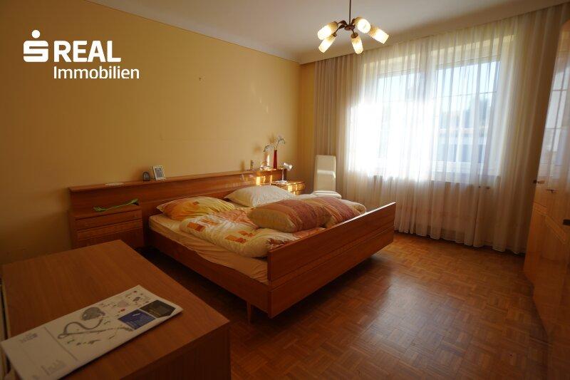 Schlafzimmer EG