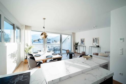 Auf hchstem Niveau: Dachgeschosswohnung in Htting