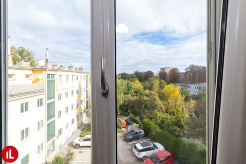 Familienwohnung in Schwechat: 3-Zimmer mit Stadtblick und Stellplatz!