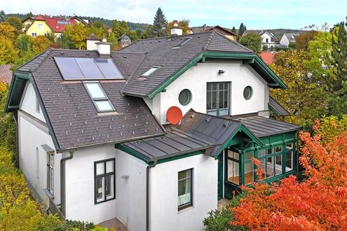Aufwendig revitalisierte und stilvoll ausgebaute, historische Wienerwaldvilla in Tullnerbach