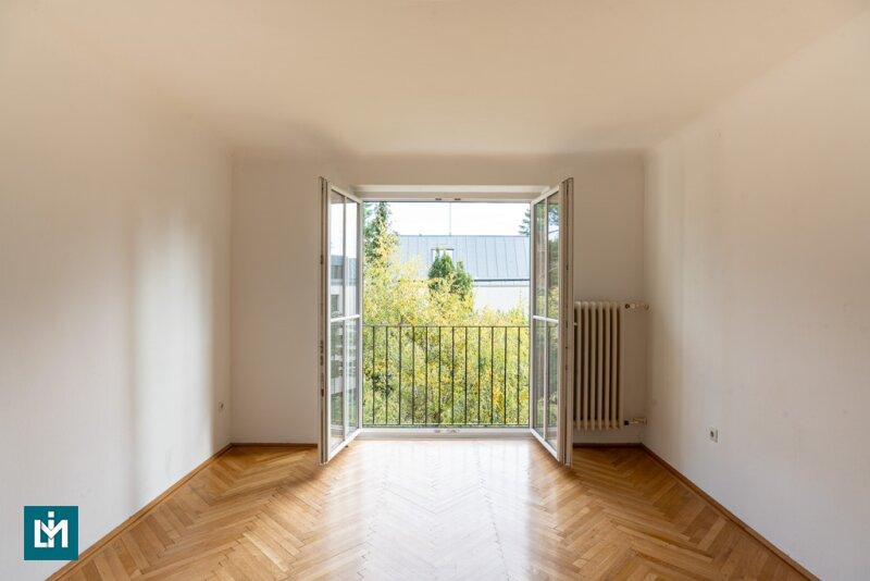 Schlafzimmer (O)