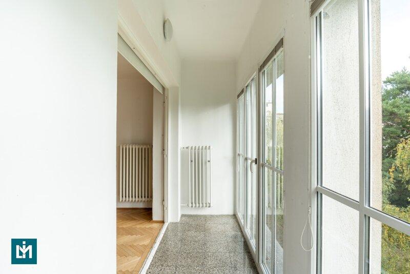 Wohnzimmer/Loggia (O)