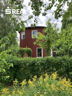 Wohnen wie in Schweden mit großem hellen Atelier!