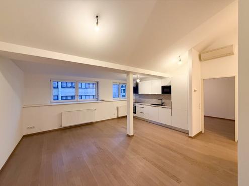 Großzügige 2-Zimmer Wohnung nahe U1 Keplerplatz in ruhiger Lage zu vermieten!