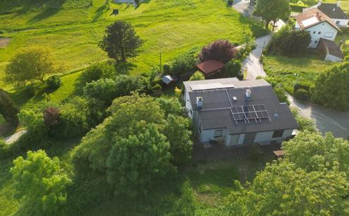 Grozgiges EINFAMILIENHAUS mit Weitblick ber die Thermenregion
