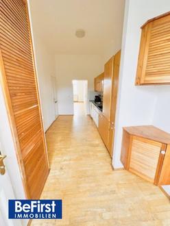 Helle 2 Zimmer Altbauwohnung in ruhiger Lage von Stadlau