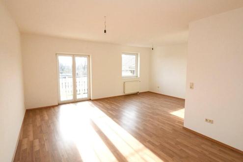 Neuwertig und unbefristet! Top 3-Zimmer-Balkon-Wohnung inkl. HZ- Nhe Schwechat!