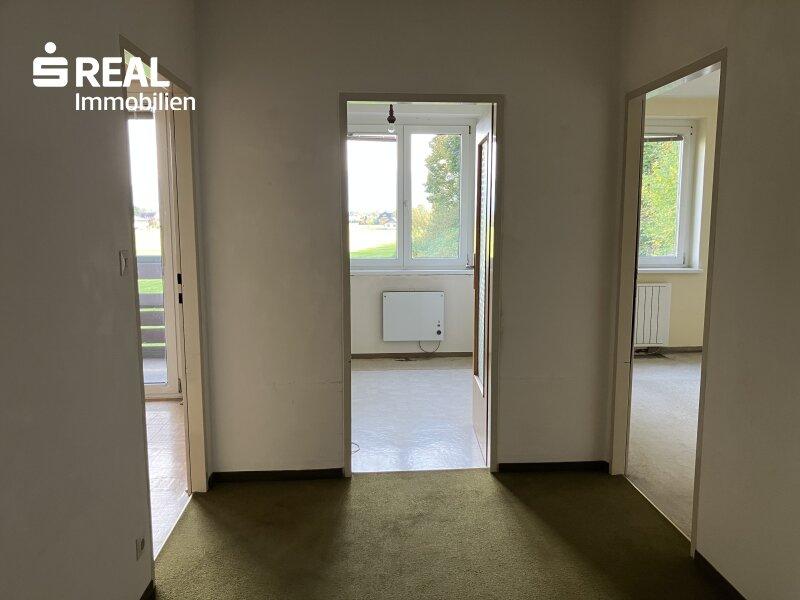 Flur mit Zugang zu allen Rumen