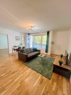 HOFRUHELAGE mit BALKON, direkt beim BOTANISCHEN GARTEN!