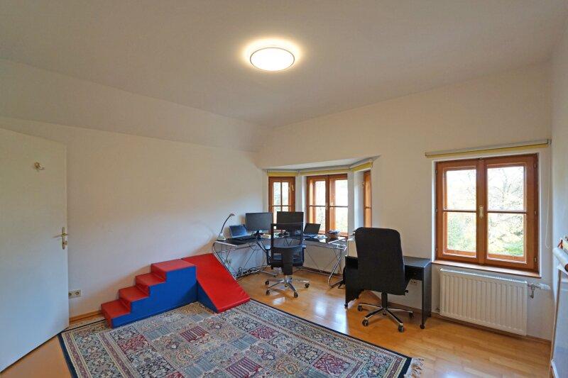 Zimmer 4 mit en-suite-Bad und begehbarer Garderobe