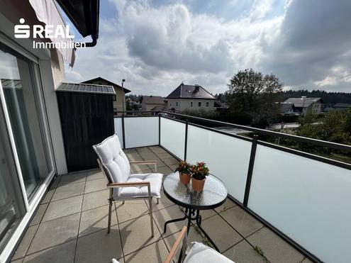 Wohnen großzügig gedacht - 4 Zimmer plus Raum für mehr (insgesamt ca. 177 m²)