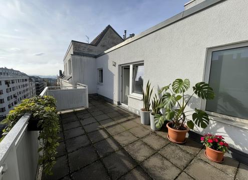 Sonnige 2-Zimmer Wohnung mit zwei Terrassen