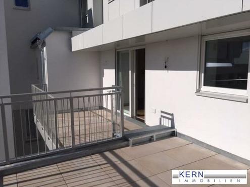 TOP-DACHTERRASSEN-WOHNUNG NÄHE URANIA -- RUHELAGE/FERNBLICK!