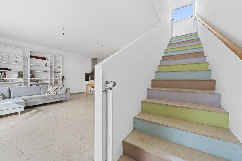 Stiegenaufgang ins 1. OG