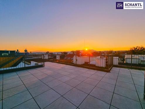 Herbstaktion! Einfach genial! Penthouse auf einer Ebene mit 2 Terrassen + Dachterrasse + 5 Zimmer + Garage + Erdwärme + Ruhelage! Nachhaltig und zukunftssicher investiert!