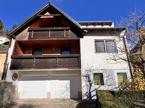 Ein Wohnhaus mit Aussicht und zentraler Lage - genau das, was Sie suchen