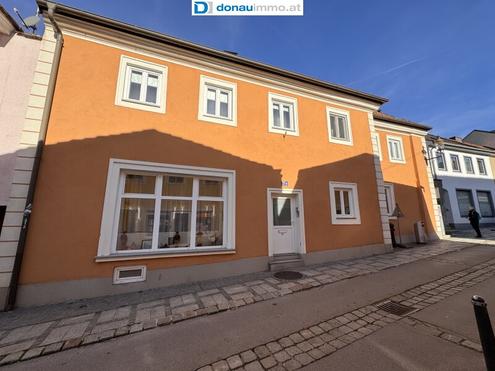 Liebevoll gepflegtes Stadthaus im Zentrum von Melk wird zum Kauf angeboten!