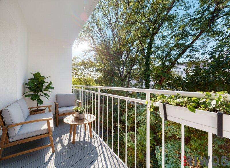 Balkon KI-bearbeitet