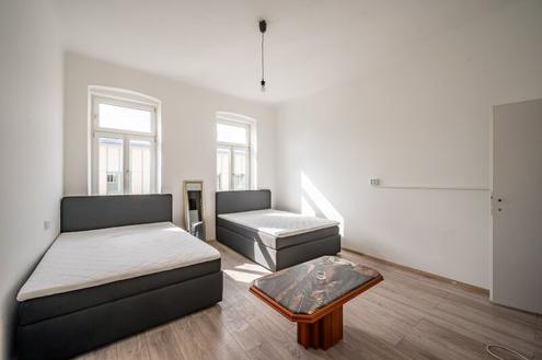 ++NEU++ sanierungsbedürftige 1-Zimmer Altbauwohnung in 1120!
