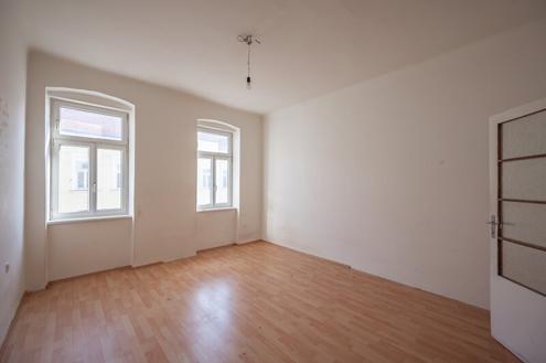 ++1120++ Ihr Projekt im Herzen der Stadt - sanierungsbedürftige 1-Zimmer Altbauwohnung