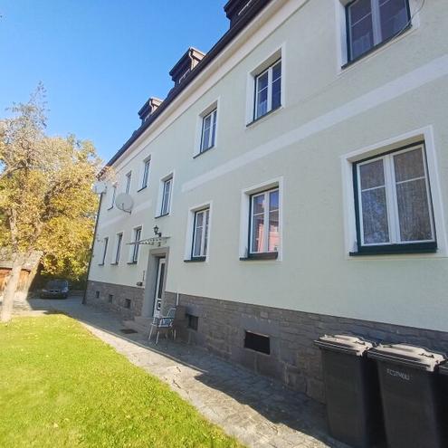 Gemütliche, kleine Wohnung mit Gemeinschaftsgarten