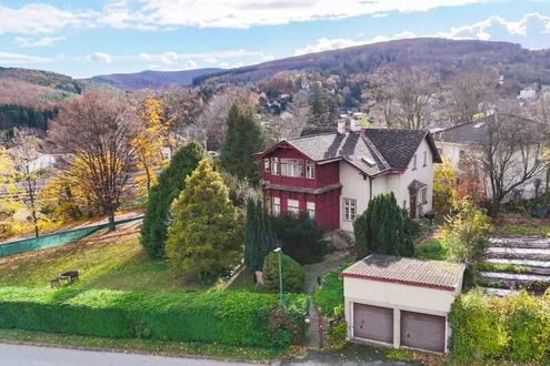 Einzigartige Wienerwaldvilla in Tullnerbach-Lawies - großzügiges Grundstück in absoluter Toplage