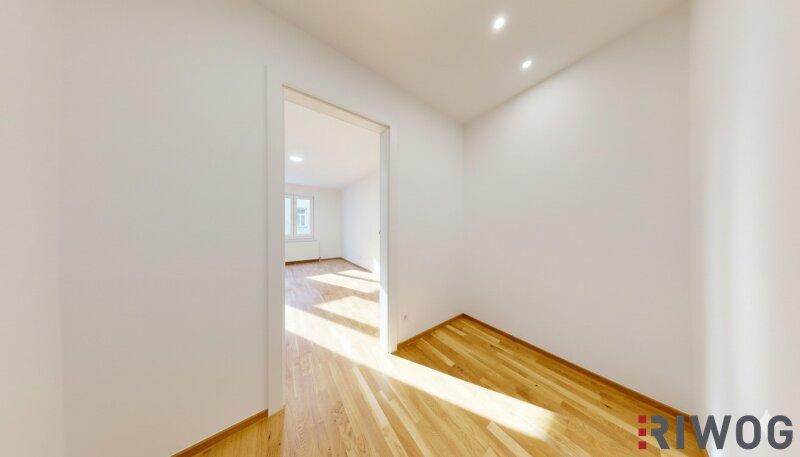 Begehbarer Kleiderschrank