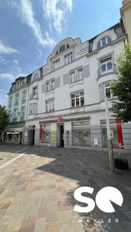 # SQ -  NAHEZU BESTANDSFREIES ZINSHAUS MIT ENTWICKLUNGSPOTENTIAL