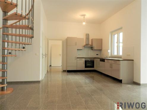 Modernes Hofgebäude mit Parkplatz ink. Heizung und Warmwasser + Klimaanlage | Nähe Hoßplatz | U6 Floridsdorf