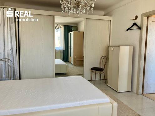 GEMTLICHE 2- ZIMMER WOHNUNG in ruhiger Wohngegend