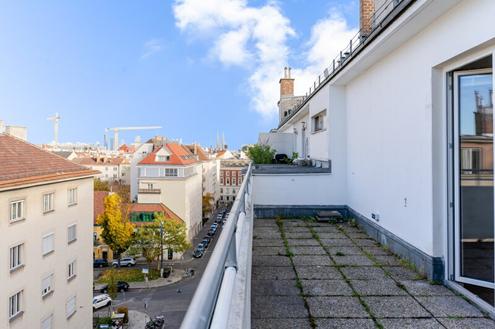 Licht, Luft, Luxus - moderne Dachgeschoßwohnung mit 2 Terrassen