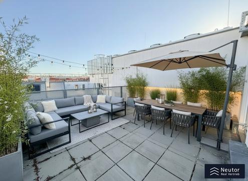 CHARMANTE DACHGESCHOSS MAISONETTE - HELLE 2,5-ZIMMER-WOHNUNG MIT GALERIE UND GROSSER DACHTERRASSE