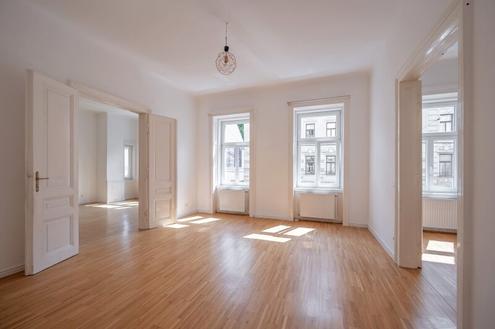 ***NEU*** Fantastische 4 Zimmer Wohnung in repräsentativem Stilaltbau! in TOP-Lage!!