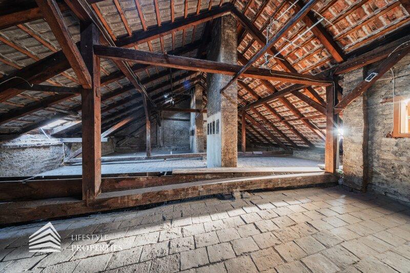 Baubewilligter Rohdachboden, Nhe Htteldorfer Strae und Me