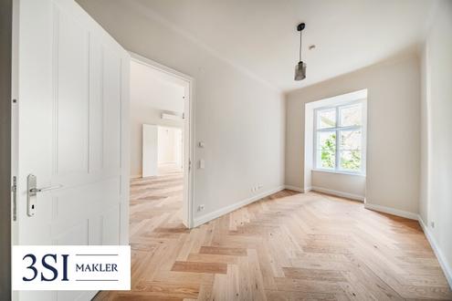 Wohnen beim Schloss Belvedere: Erstbezug im Stilaltbau mit 2 Balkonen und Klimaanlage!