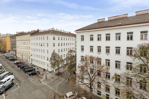 Zentrale 2-Zimmerwohnung mit separater Küche