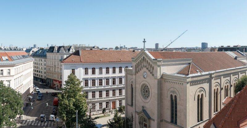 Panorama_straenseitig