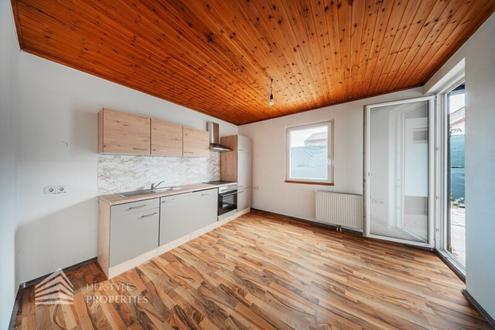 Grozgige Wohnung mit Terrasse in zentraler Lage von Horn