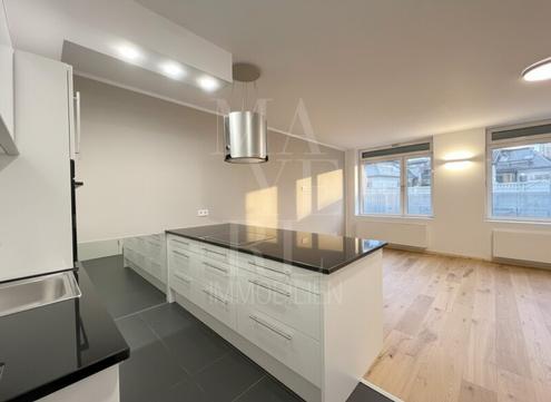 Exklusive, komplett sanierte Wohnung in bester Lage der Innenstadt Erstbezug!