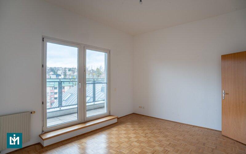 Schlafzimmer (N) OG.