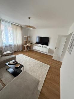 NACHMIETER GESUCHT !  NEUWERTIGE, super aufgeteilte 3 ZIMMER WOHNUNG mit toller Wohnküche