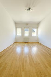 4-Zimmerwohnung im 18. Bezirk zu vermieten | Nahe Kutschkermarkt | WG geeignet