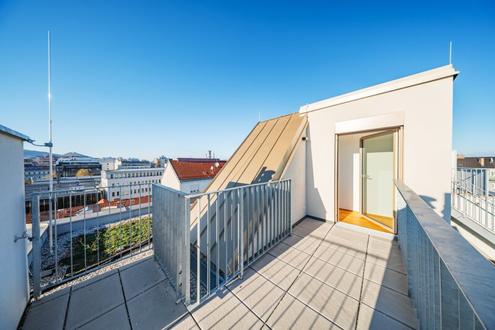 HOCH HINAUS >> großzügig Wohnen im 2. Dachgeschoss >> Dachterrasse mit Wien-Blick >>