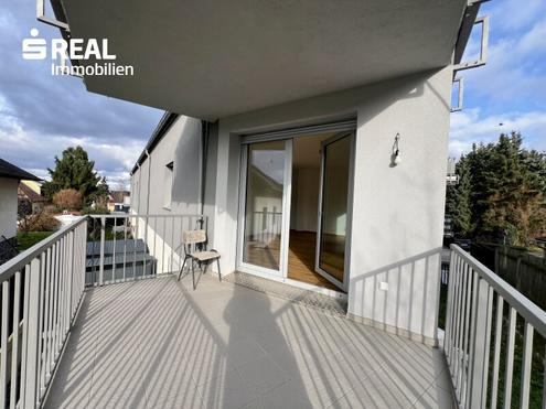 hochwertige 3 Zimmer-Terrassenwohnung in ruhiger Lage