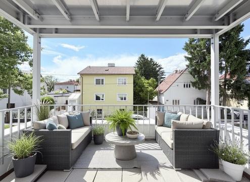 Provisionsfreier Erstbezug! Dreizimmerwohnung mit Balkon und Garagenplatz
