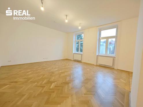 FRISCH SANIERTE 4-ZIMMER ALTBAUWOHNUNG IN DER KANDLGASSE