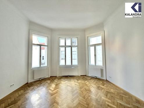 360 TOUR // REPRÄSENTATIVE ALTBAUWOHNUNG
